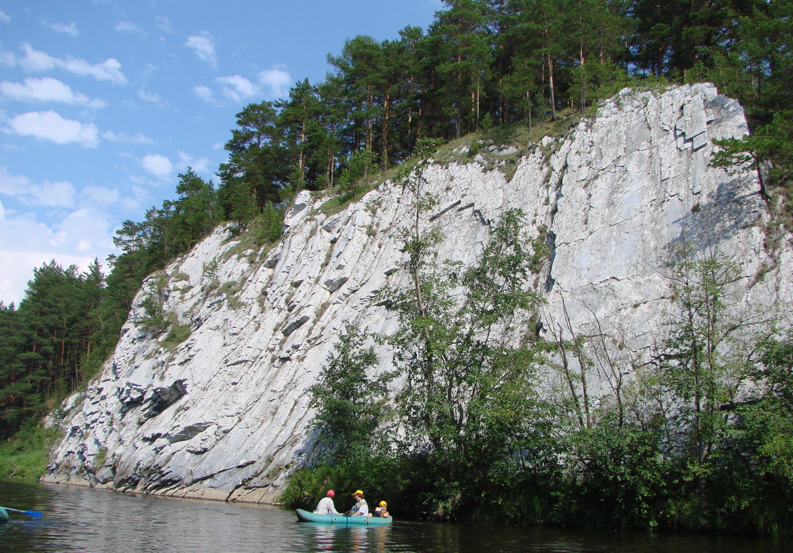 Белый камень