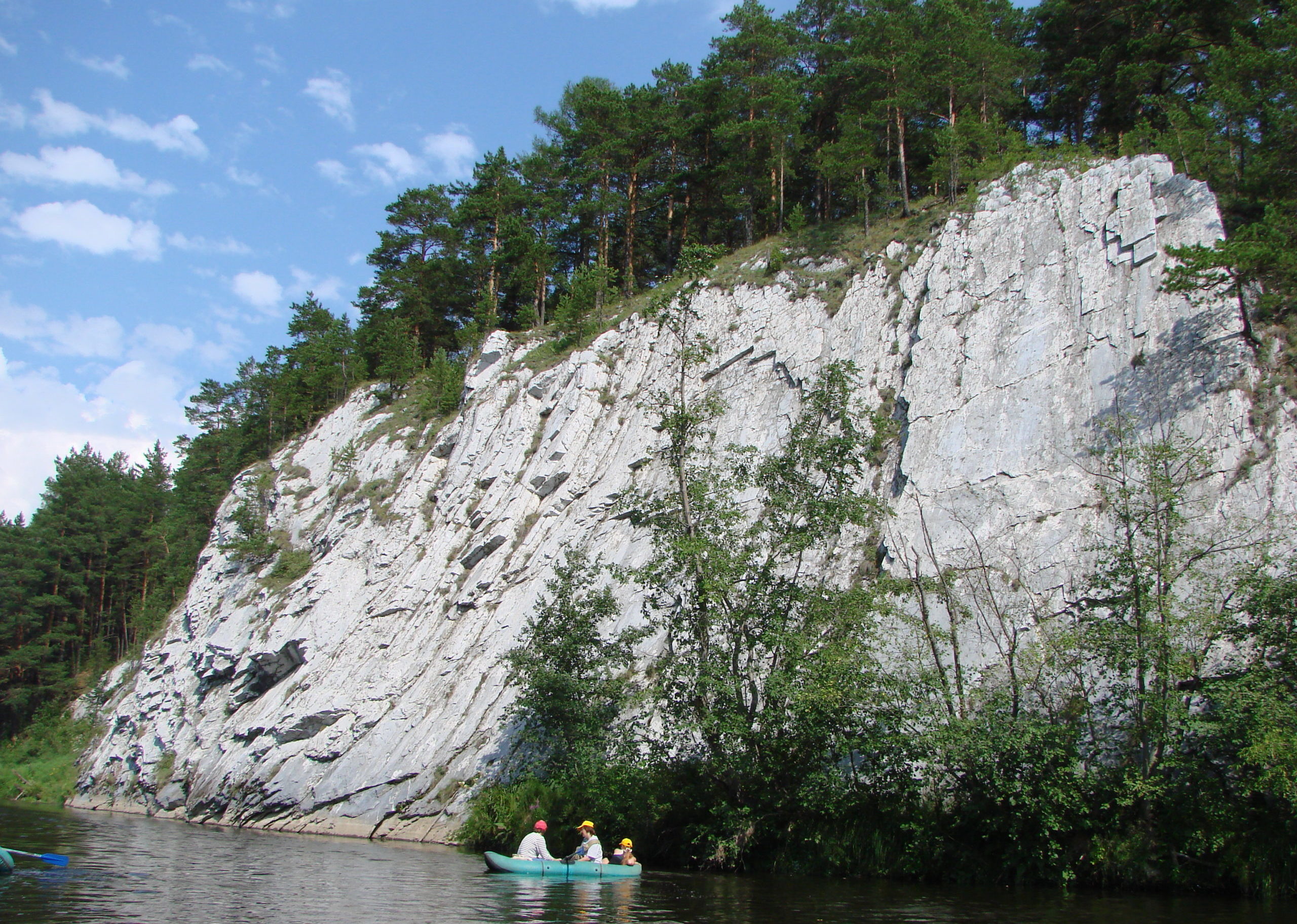 Белый камень
