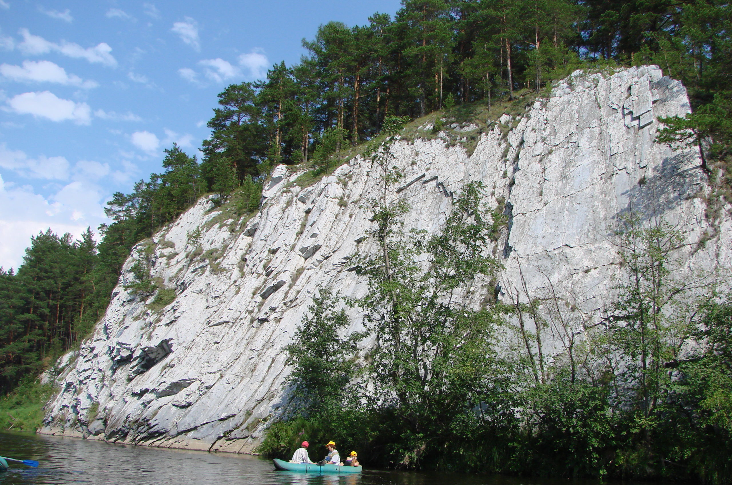 Белый камень