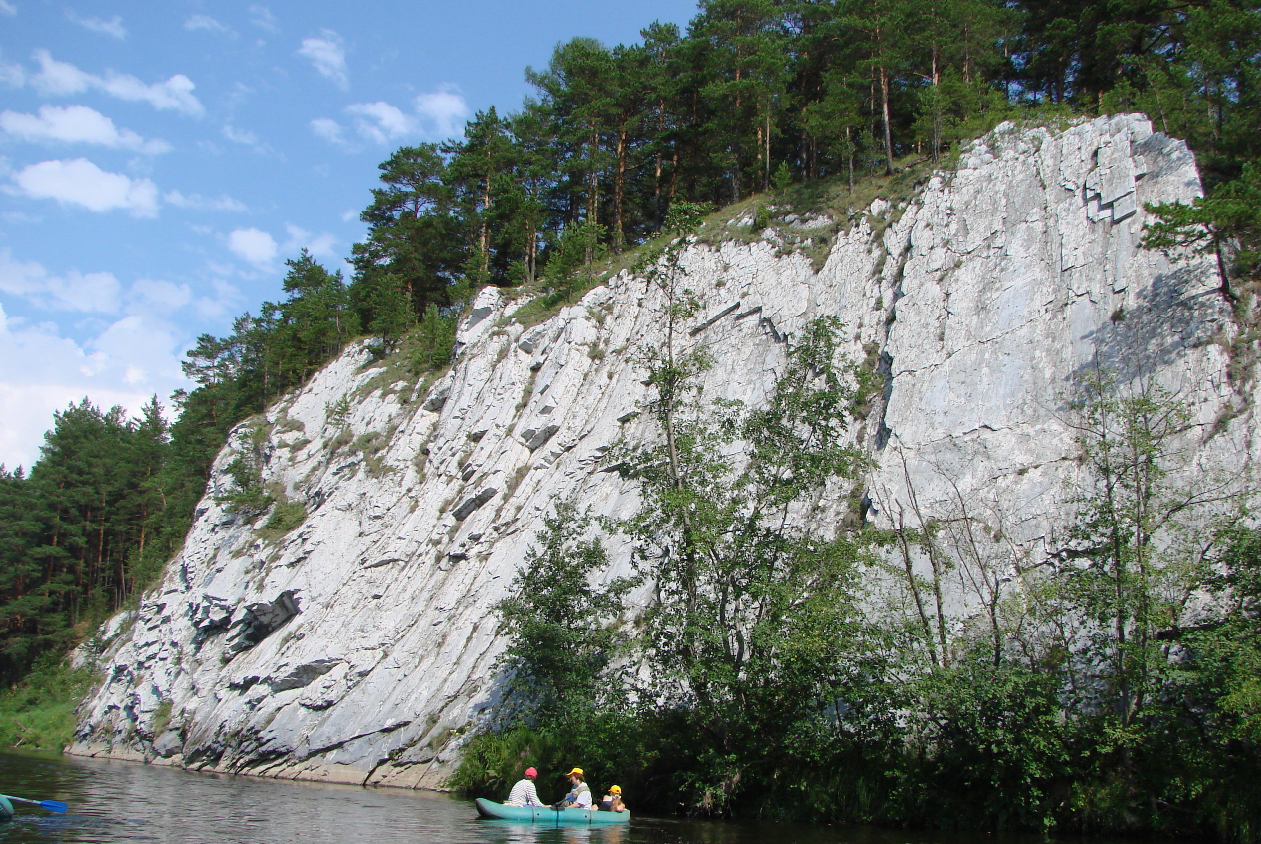 Белый камень