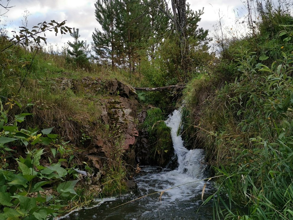 Яшмовый водопад в Голендухино