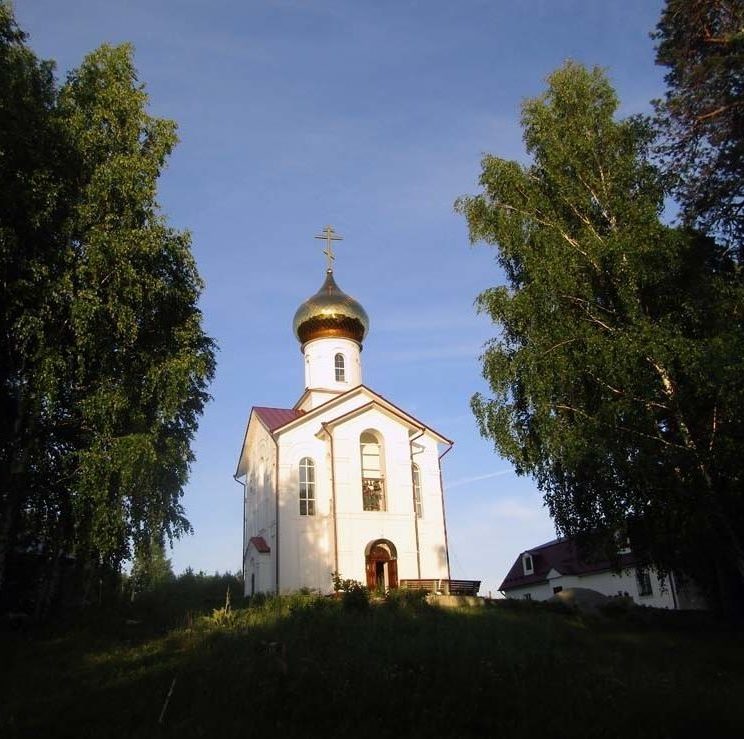 Режевской тракт. Храм во имя святого князя Владимира в Монетном
