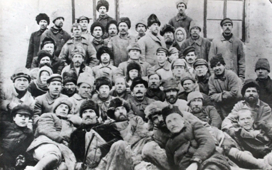 История Режа. Участники восстановления и пуска домны Режевского завода. Фото 1930 года